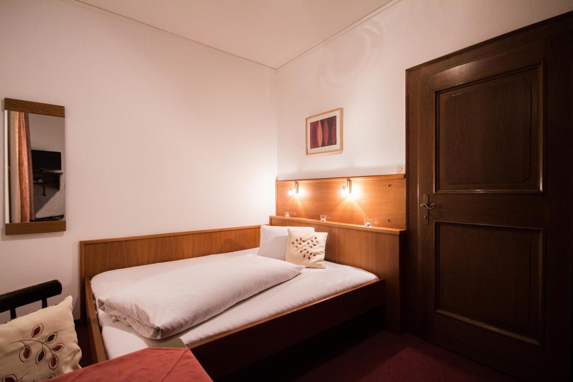 Hotel Restaurant Platzer Gmund in Karnten Quarto foto